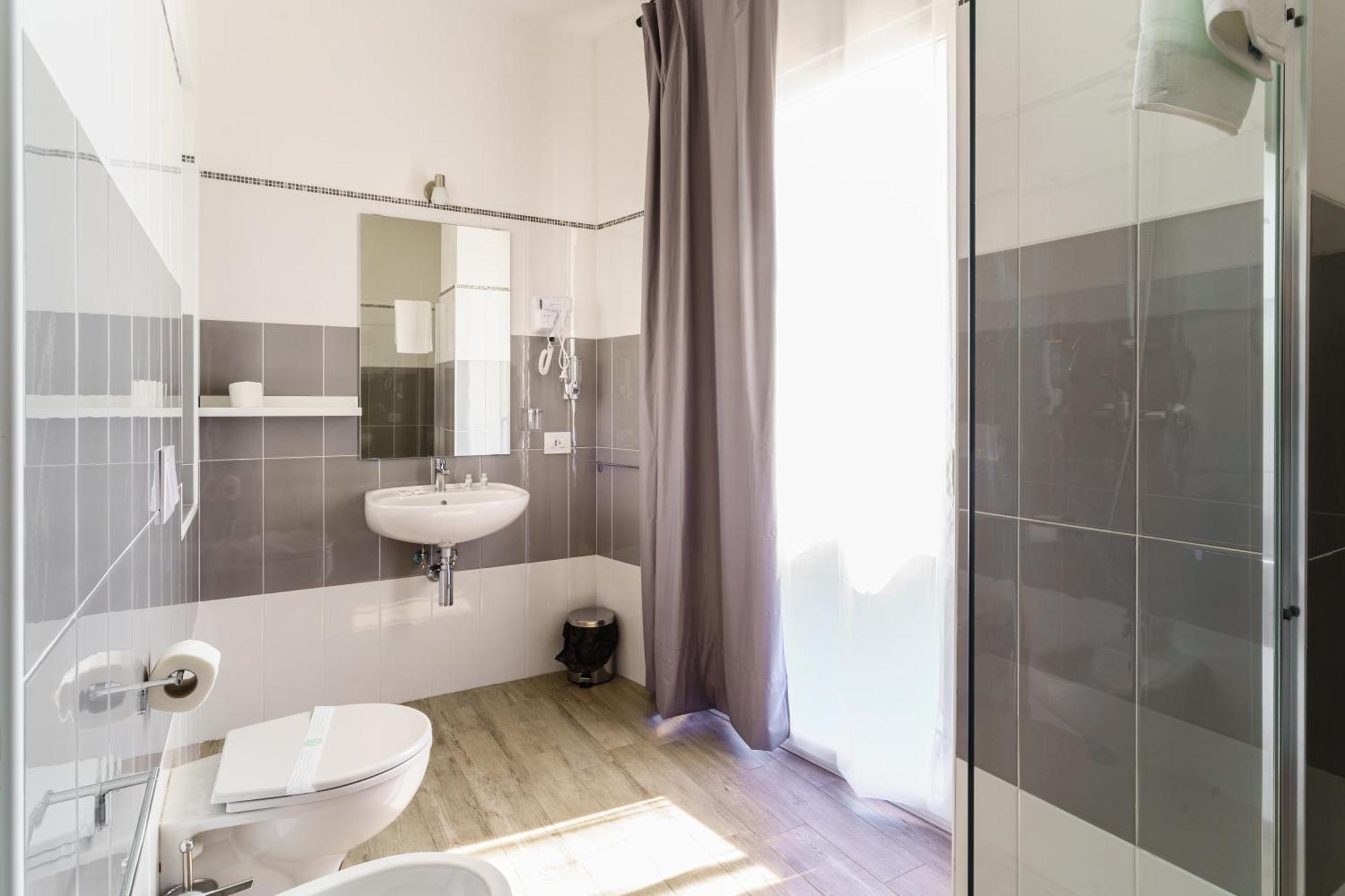 Aparthotel Le Marine Bisceglie Eksteriør billede
