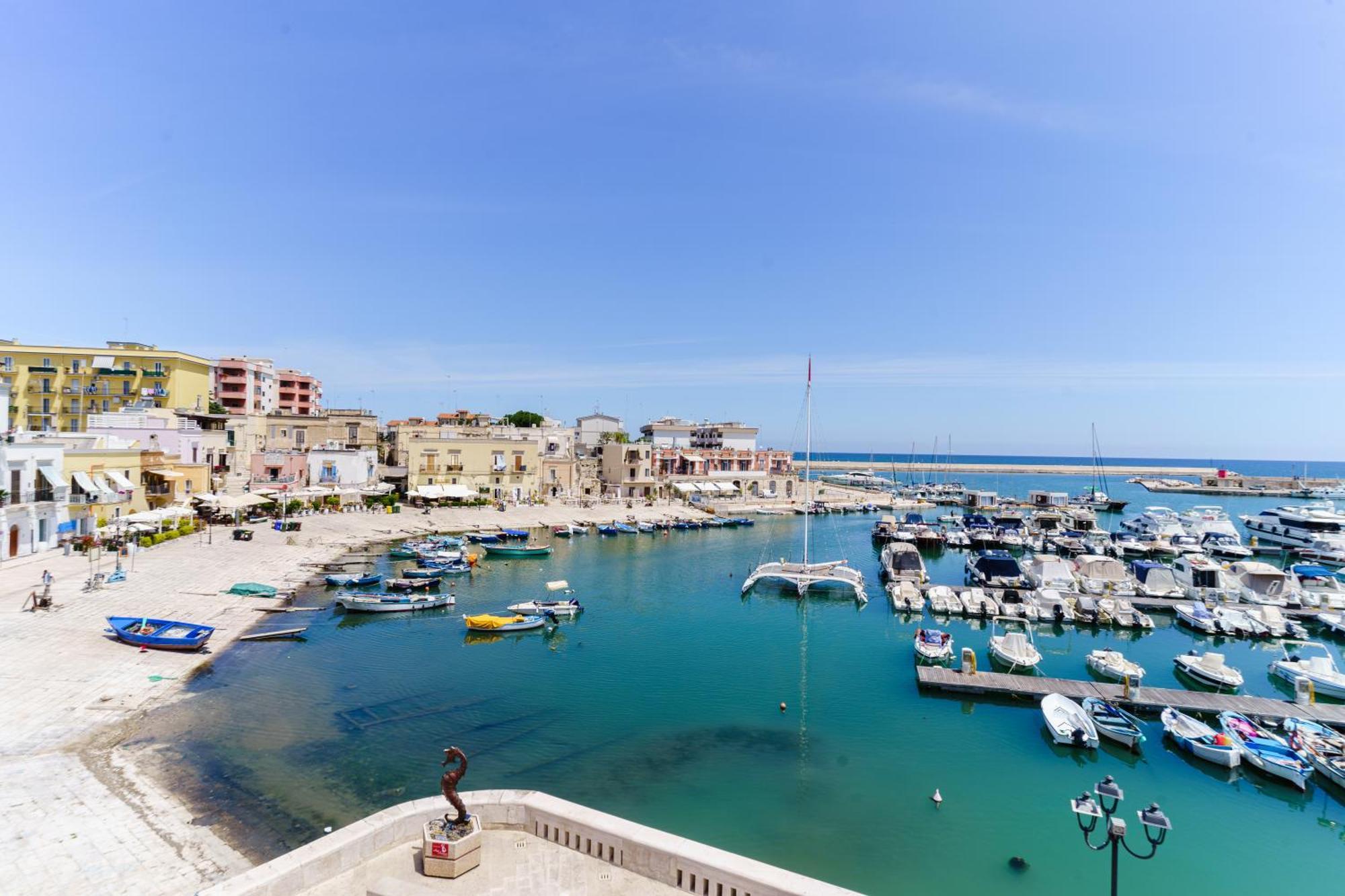 Aparthotel Le Marine Bisceglie Eksteriør billede
